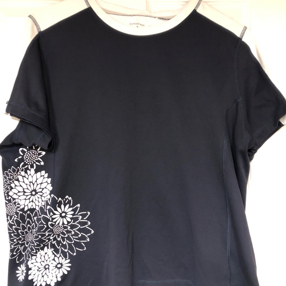 Lands End woman’s top